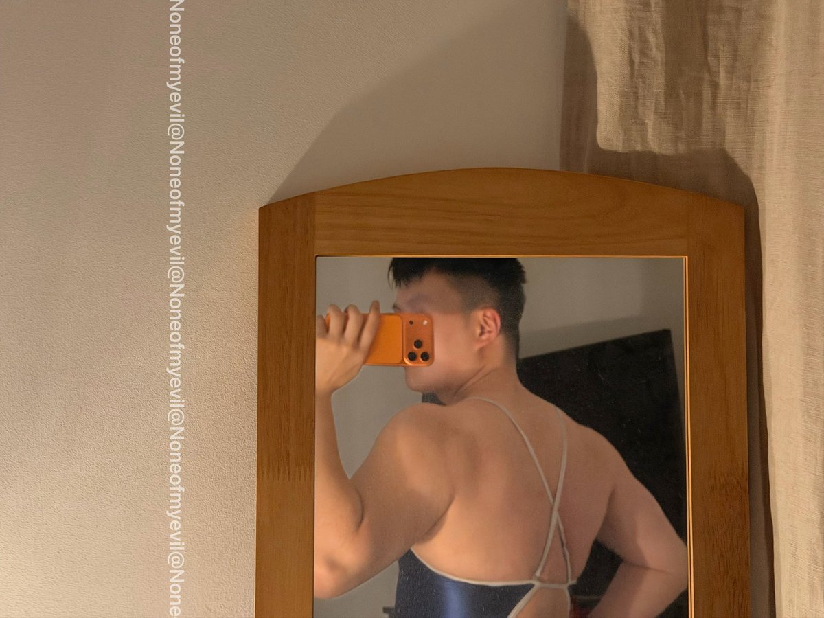 noneofmyevil's tweet photo. 🩱Swimsuit kinky guy🤪
#amoresy #spandexfetish https://t.co/grpqkn1EZj