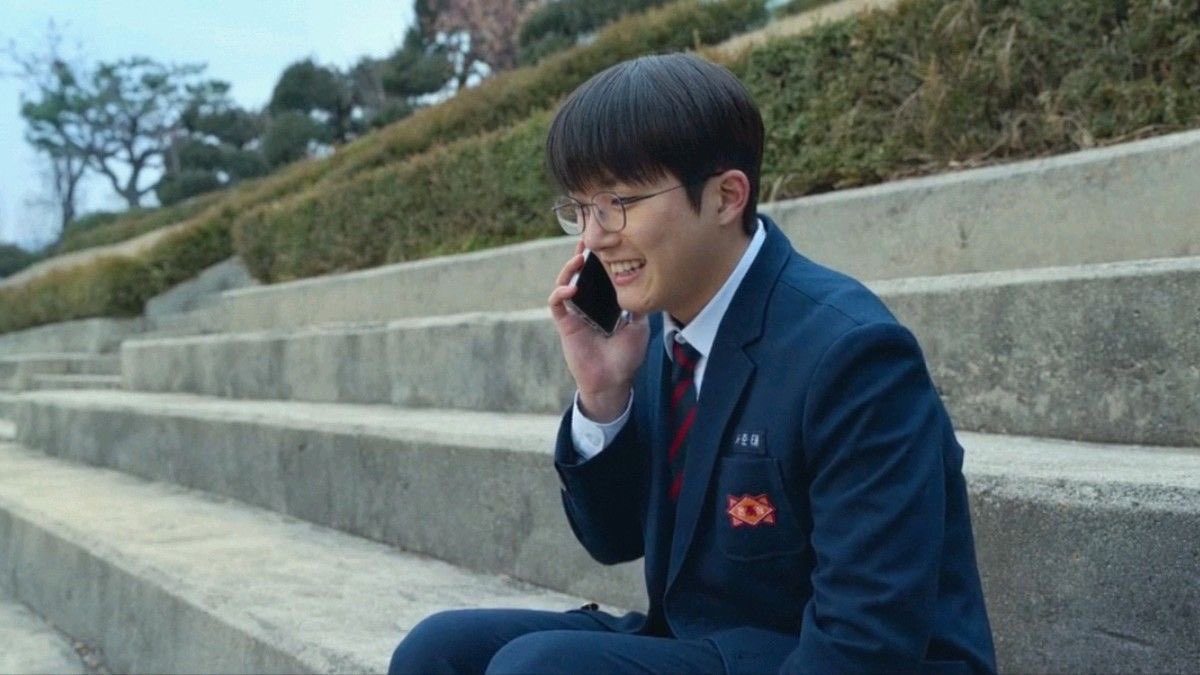 em is re:flecting !! tweet media