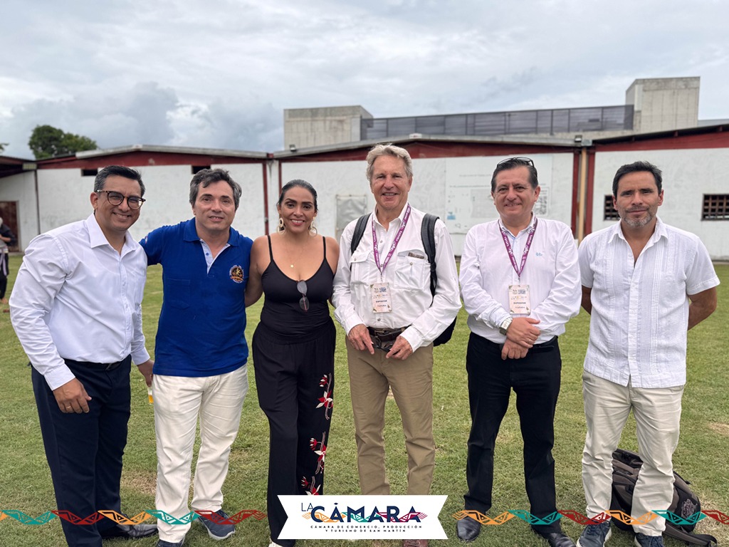 CamaraTarapoto's tweet image. ✨ En el II Congreso de Turismo Sostenible, compartimos un valioso espacio de encuentro, diálogo y articulación para seguir construyendo un turismo con visión de futuro. 🤝
#TurismoSostenible #LaCámara #Networking #SanMartín