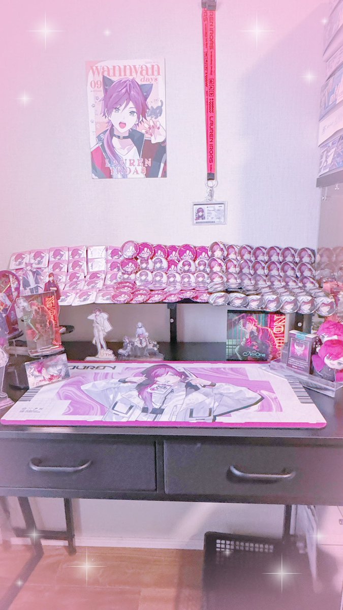 かわあああああローレングッズ😭
