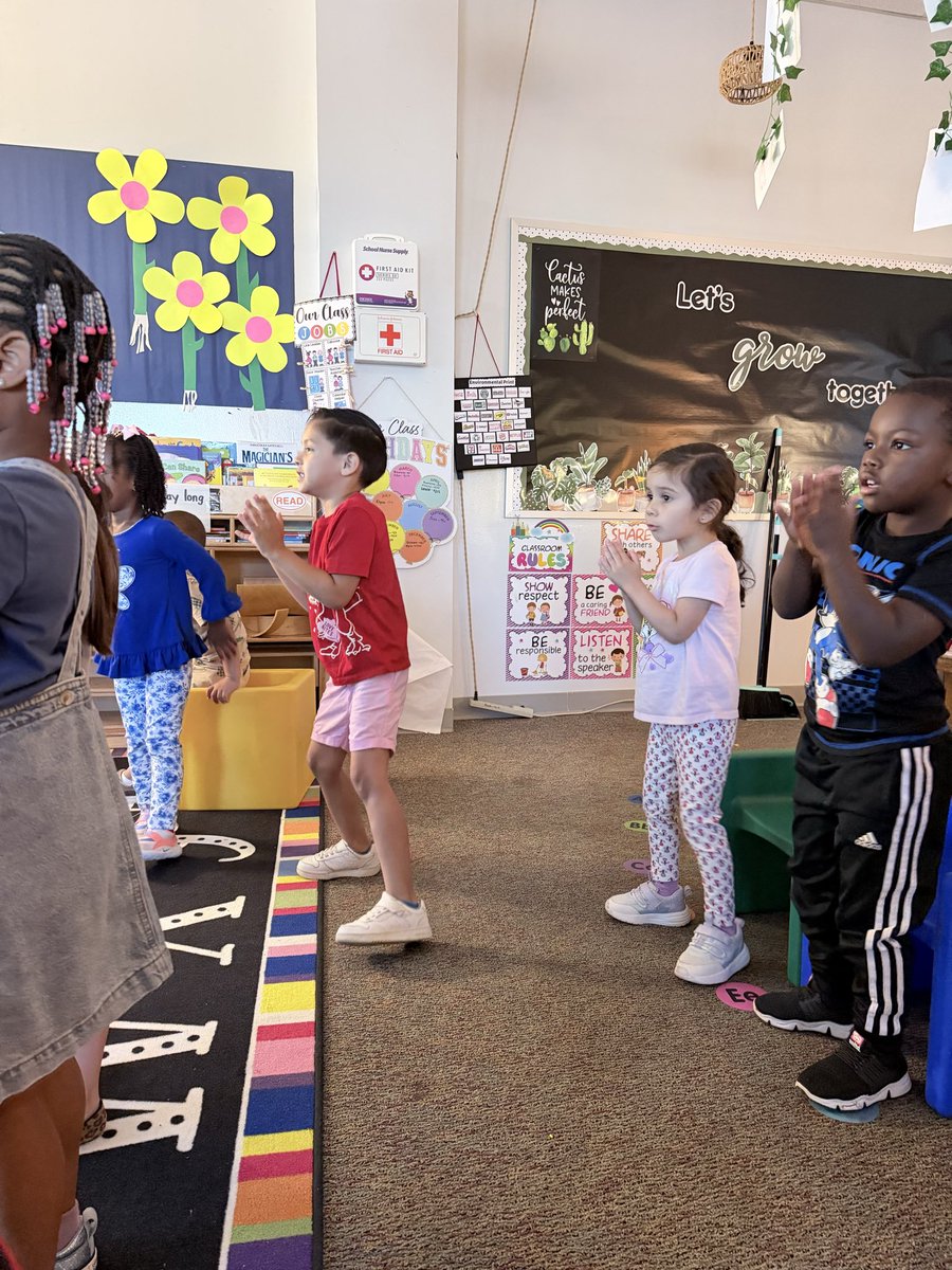 RCAELCPAT's tweet image. “Starting the day the Danny Go way 💛 Happy Friday!”

#HappyFriday #FridayVibes #NewDayNewStart #GoodMorning #FreshStart #HelloFriday #FeelGoodFriday #music #dph #pat