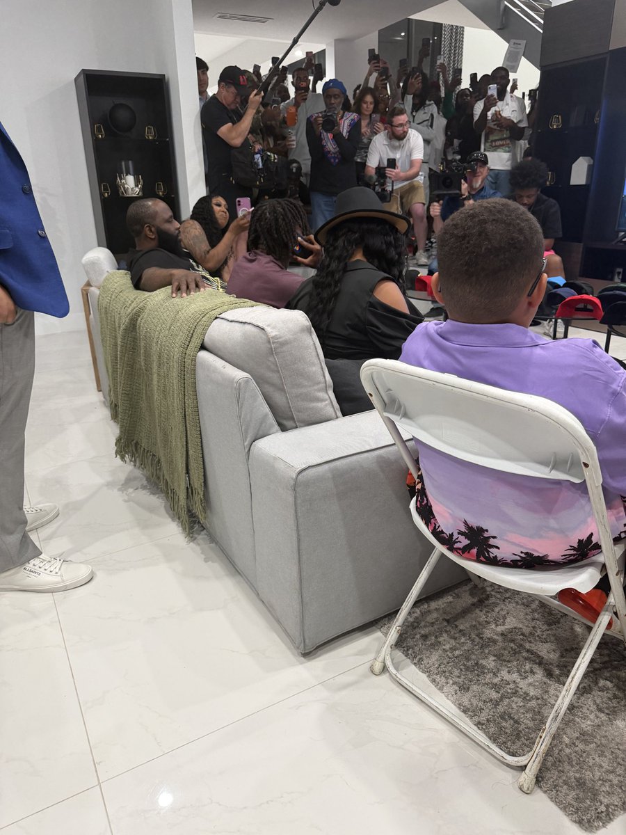 BIP’s List tweet media