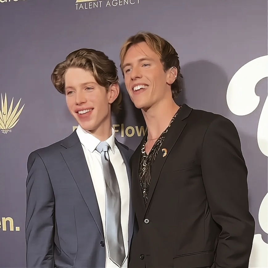 WestBLUpdates's tweet photo. Greg Duffy and Andrew Tong stun at the VerticalDramaLove Fan Awards red carpet. (Photo credit: @/everettindustriess) https://t.co/1M0YPssWkv