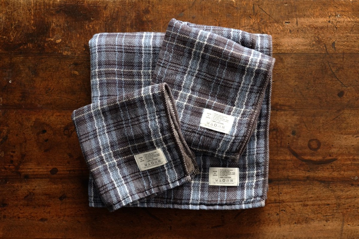 LifeClassico's tweet photo. たいへ���ご好評をいただいているkontex Tartan Check Towel。やはり一番人気はこのMサイズ。我が家でもすでに大活躍しています!#kontex #コンテックス
kontex Tartan Check Towel(M)¥1.430(¥1.300)
Color : 3 colors Size : 33cm × 80cm Cotton 100%
Made in Japan.
https://t.co/FphbAJHzKR https://t.co/kGNLmNV9M3