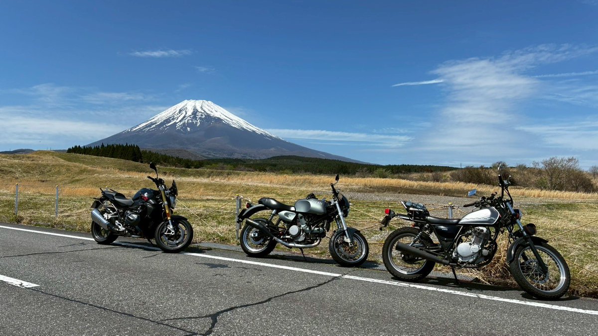 Jr50282002's tweet photo. やっとこロンツーできるくらいまで手が回復❤️‍🩹 https://t.co/wOWx4Vq50j