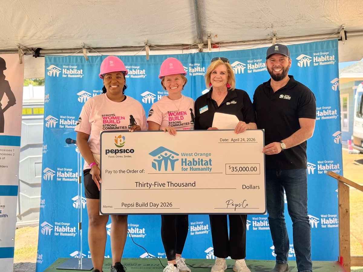 AustinArthurWO's tweet photo. Incredible day with West Orange Habitat for Humanity, as @PepsiCo came out for a @pepsi Build. They WORKED HARD, and presented a generous $35K check, and that was just the beginning! $10K more from their foundation - partners like this make homeownership possible for others! https://t.co/1jrjjHkUmL