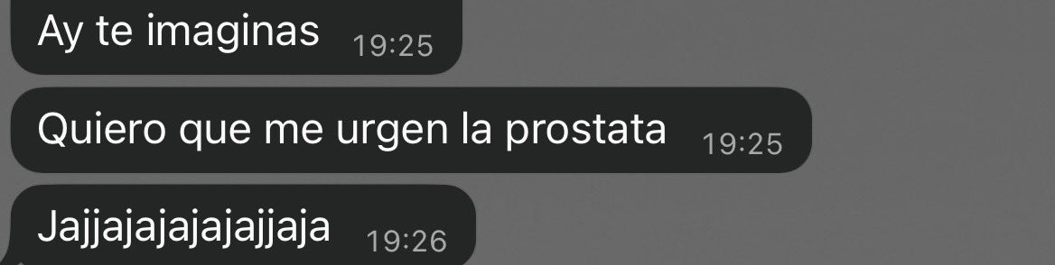 Yo: qué día tan tranquilo. 
El hdp de mi amigo: