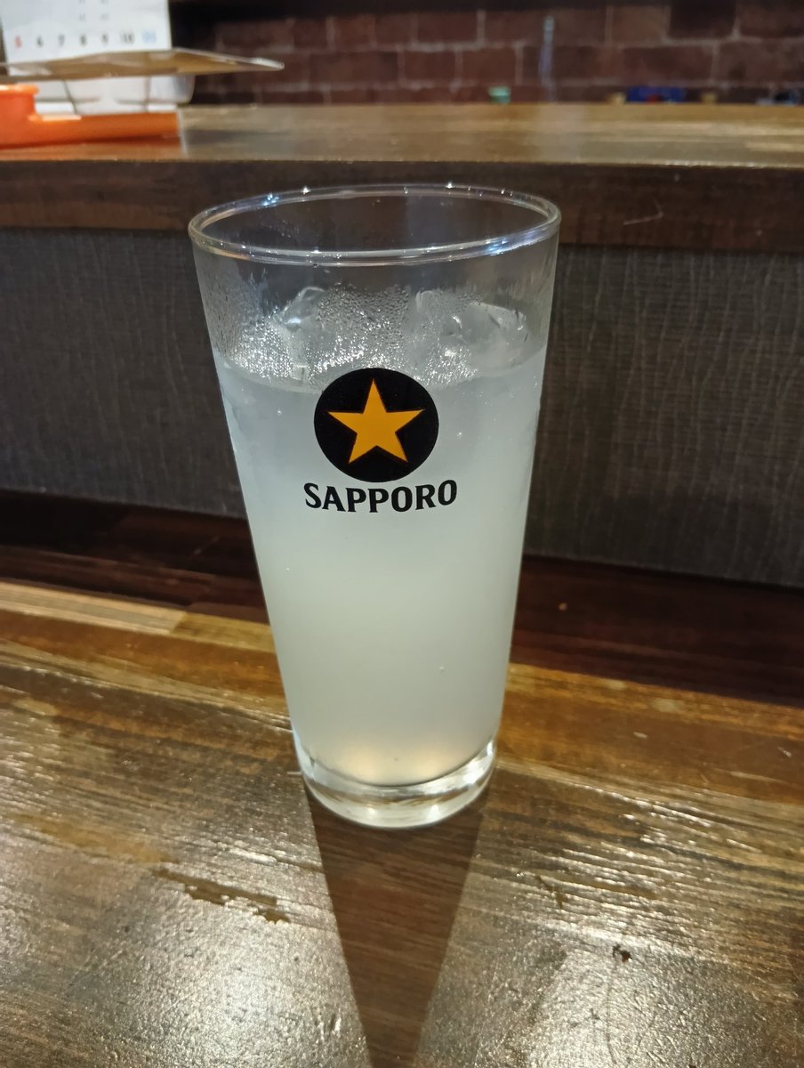 tamapong's tweet image. 昨日は #黒川 #HOME にも行きました😋
お酢ドリンクの新メニューが追加されてます😊

・柚子はちみつ(写真)
・マスカット
・パイナップルりんご🍎
・ピーチ🍑

4種類どれにする？
私はソーダ割りにしてます😍