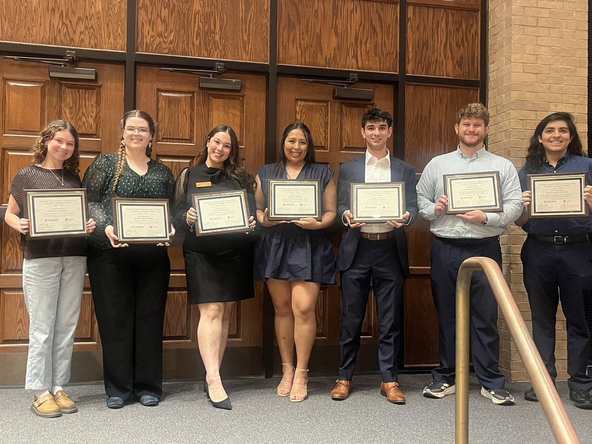 ChrisRFrei's tweet photo. Congrats to winners of PharmD and Graduate Student awards from the joint pharmacy and translational science programs at UT Austin &amp; UT San Antonio! @UTHealthSA_GSBS @TheLongSOM @UTHealthSA @UTexasPharmacy @UTAustin @UTSA https://t.co/vCiqMU2GiS