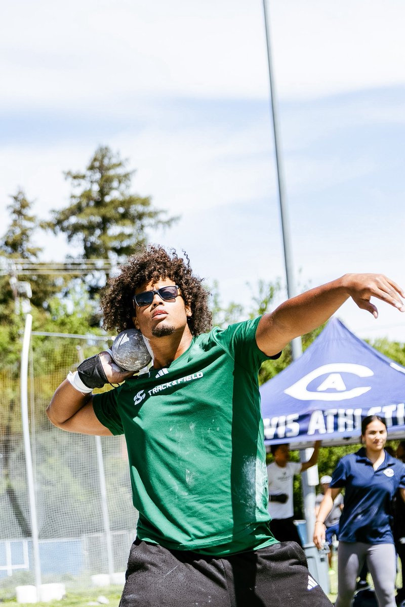 SacStTrackandField tweet media