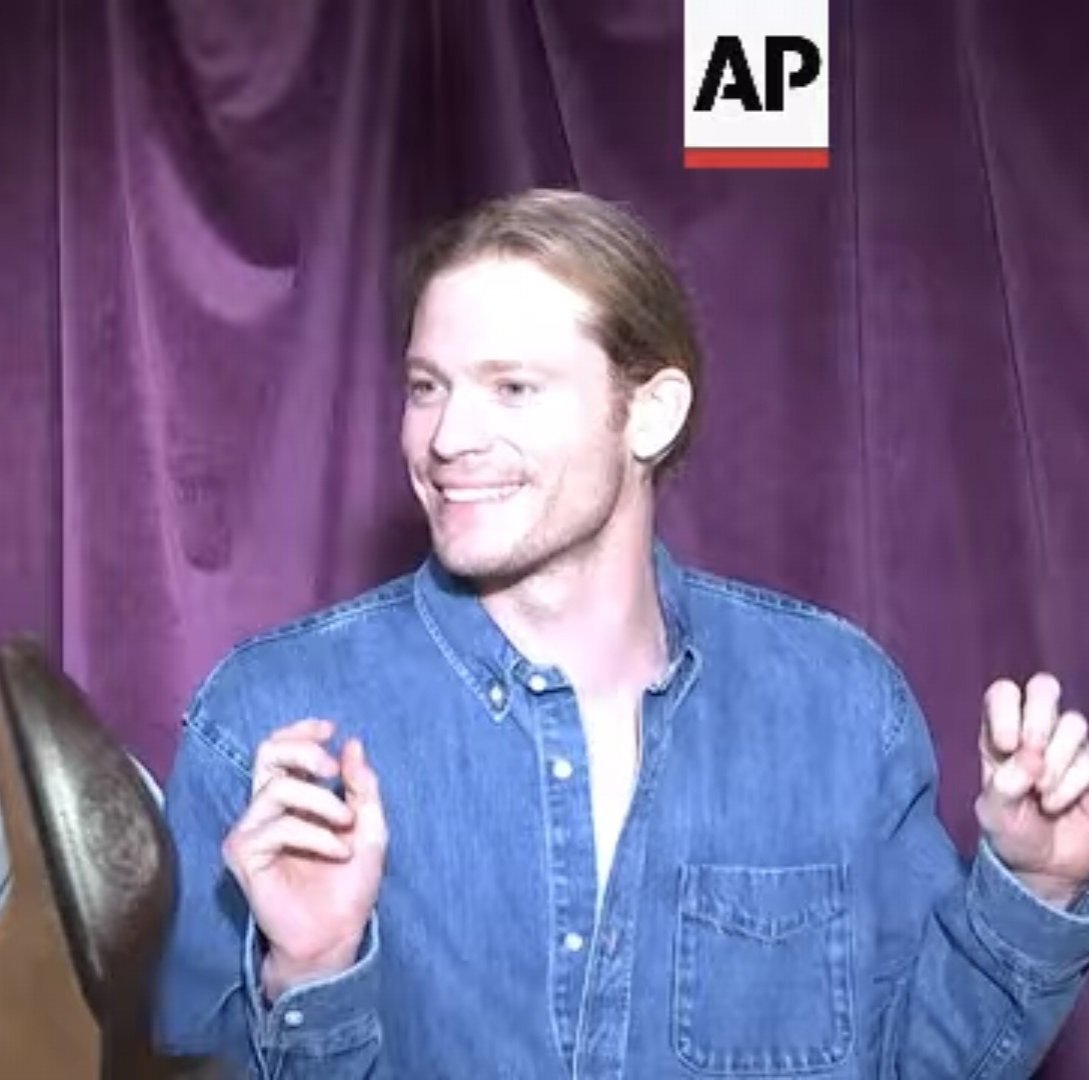 🧛🏻‍♀️ 𝐄ꭑꭑα 𝖿ⱺ𝗋 𝗒ⱺυ 🖤 tweet media