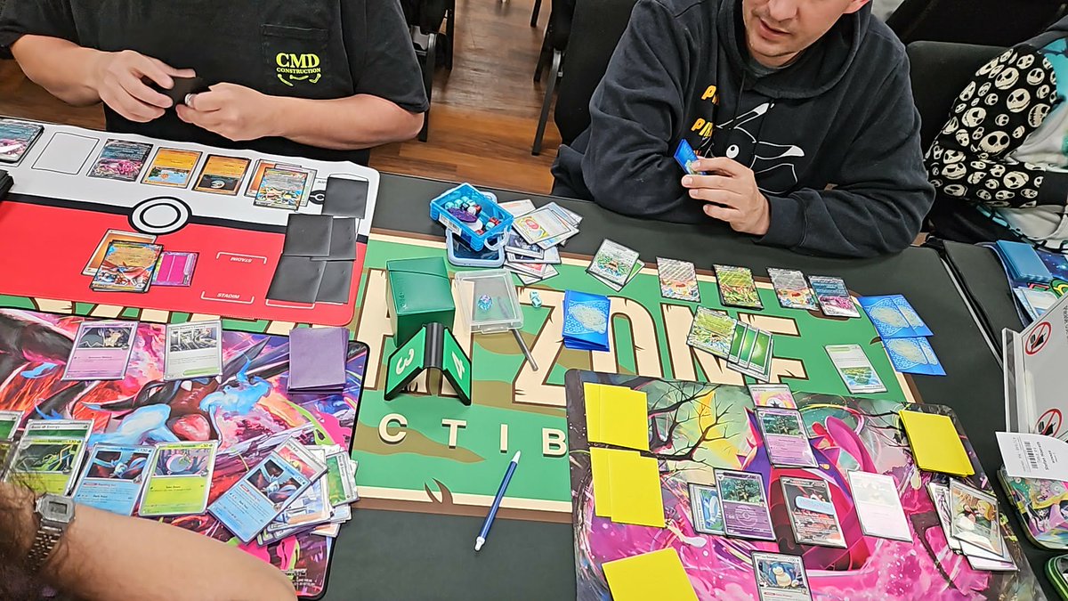 SafariZoneHQ's tweet image. Thank you to all 28 Players tonight for coming to our League Challenge. 

Players were able to purchase 1 of each ex Box and 1 Booster Bundle for $100. 

#Pokemon 
#SafariZone 
#AscendedHeroes