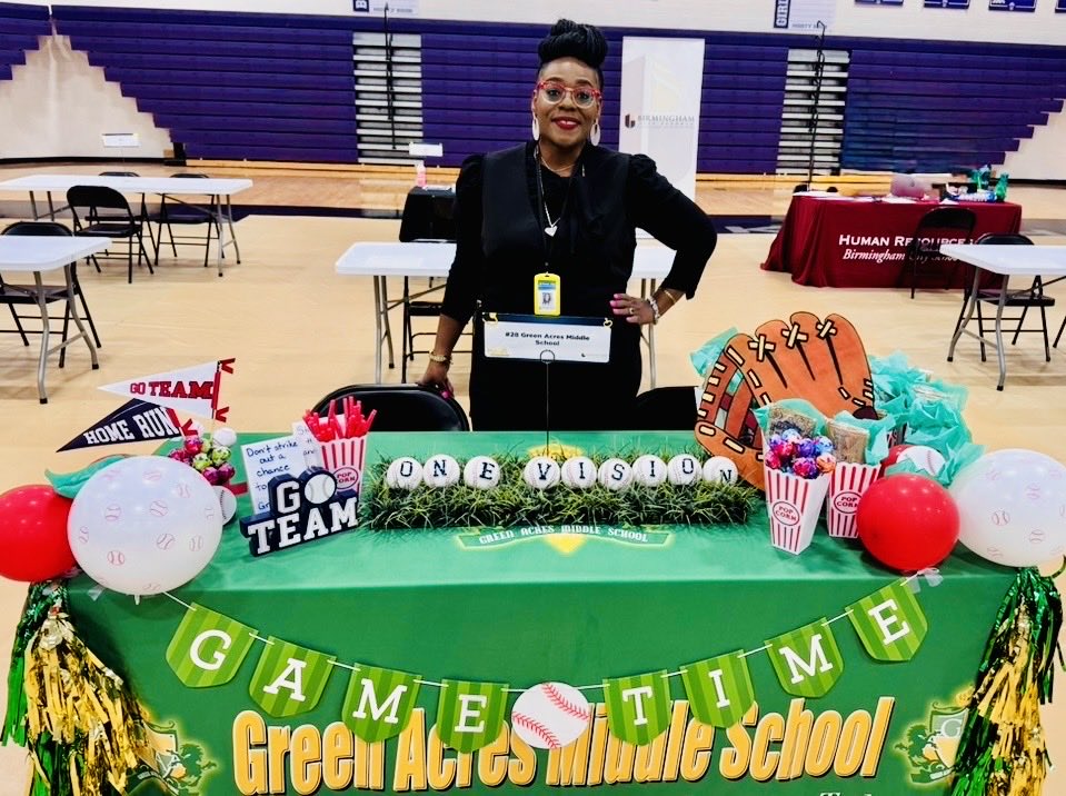 DrShanelledIt's tweet image. My first hiring fair as a principal. 
#excitingtimes 
#onevisiononegoal
#everystudentseensupportedandsetupforsuccess