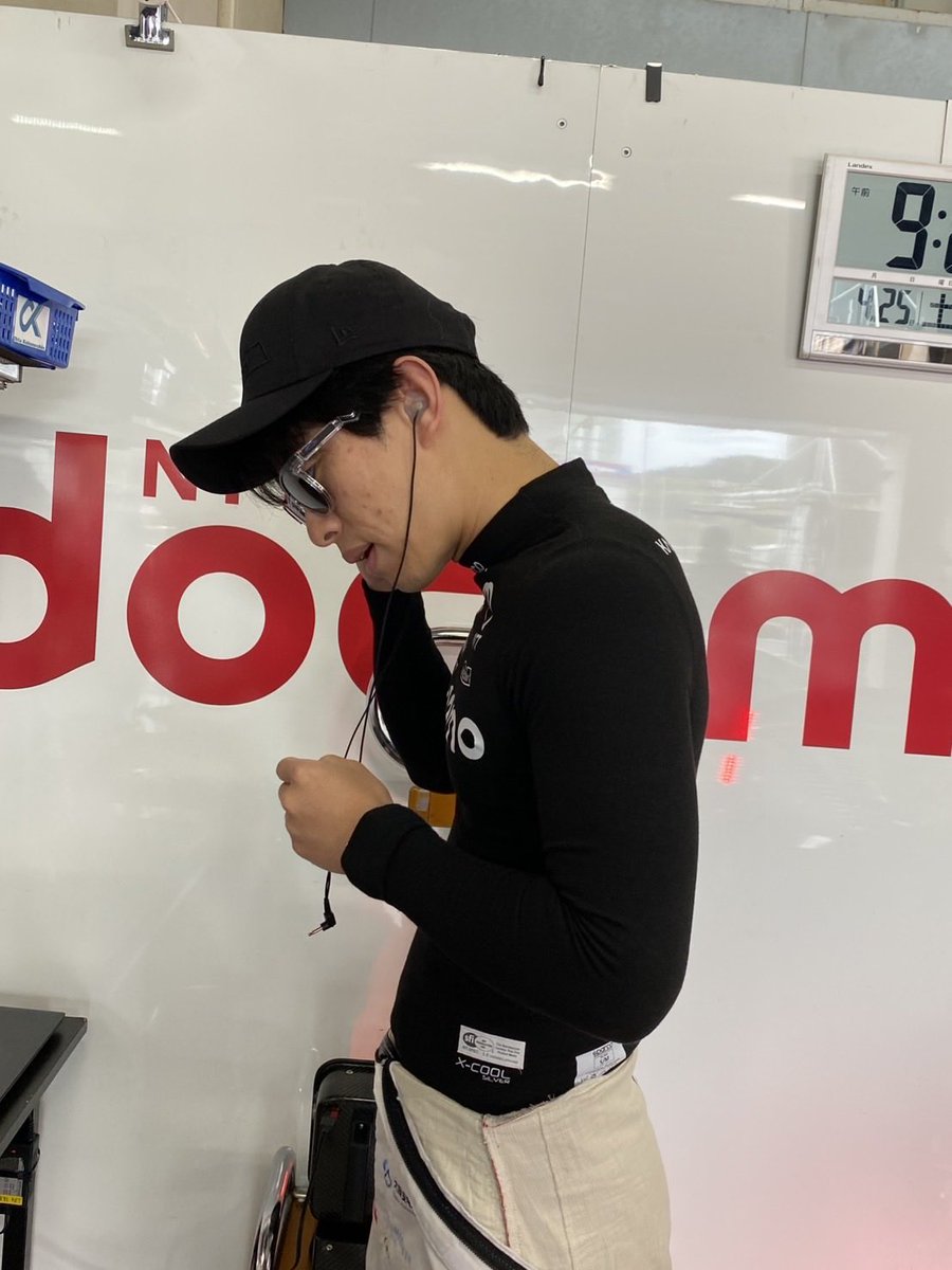 DOCOMO TEAM DANDELION RACING tweet media