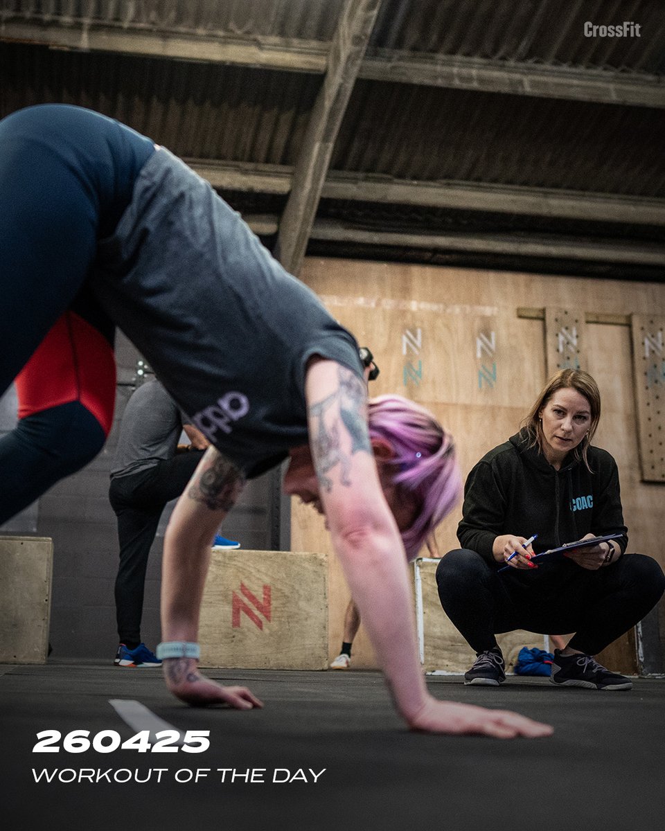 CrossFit's tweet image. Workout of the Day
Friday 260425

For time:
400-meter bear crawl
400-meter run
400-meter walking lunge
400-meter run 

Post time to comments.

📍CrossFit Connect in Brighton and Hove, England

#CrossFit #WorkoutoftheDay