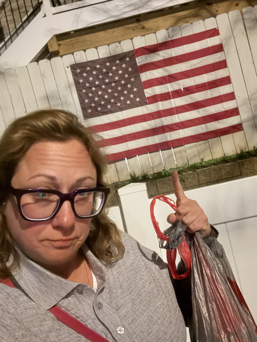 Jennifer White tweet media