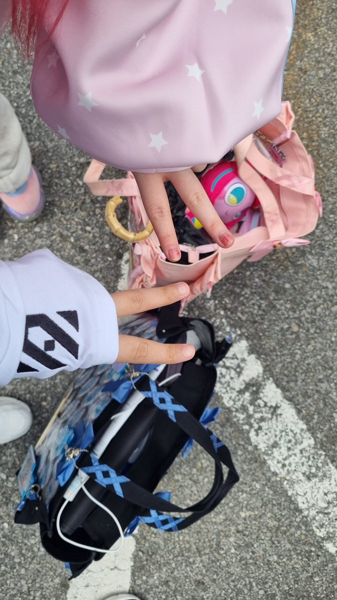 아르릉 tweet media