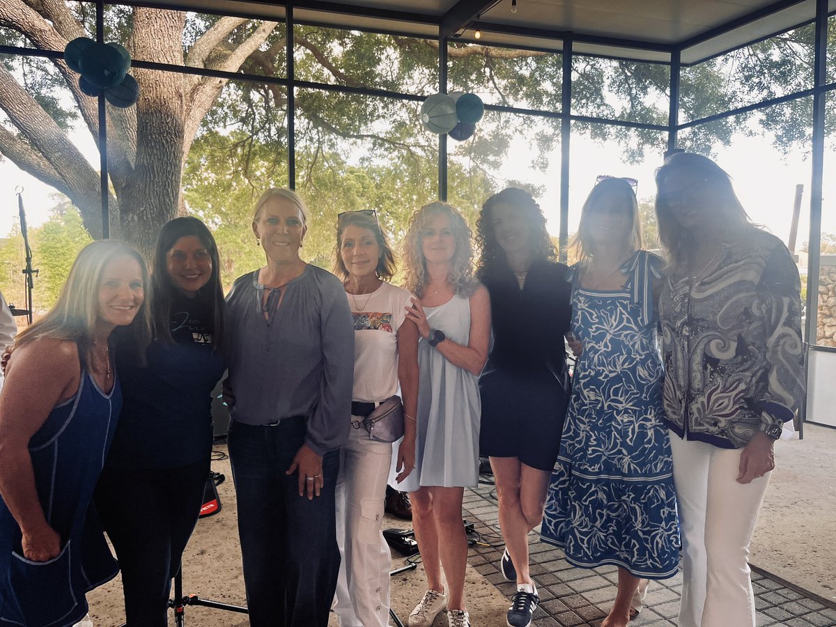 PatrickHwuMD's tweet photo. Honored to hit the stage tonight with #TheReMissions at the June Rogers Foundation “Battle in Blue” event.
We play for patients, for progress and in memory of June, whose legacy continues to drive lifesaving #ColonCancer research.
#FightLikeJune 🎶 https://t.co/m2dj5gJo4l