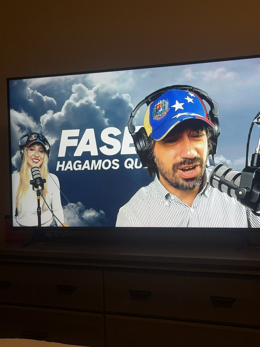 KeylaCarolina;; tweet media