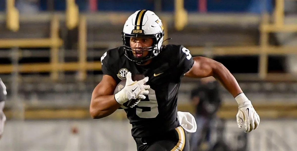 PHLEaglesNation's tweet image. With the 54th overall pick, the #Eagles have selected TE Eli Stowers‼️

#FlyEaglesFly
