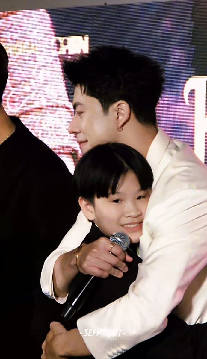 เด้จปุ่เฮ้ค🌹 ft.นิ้วเบีนด tweet media