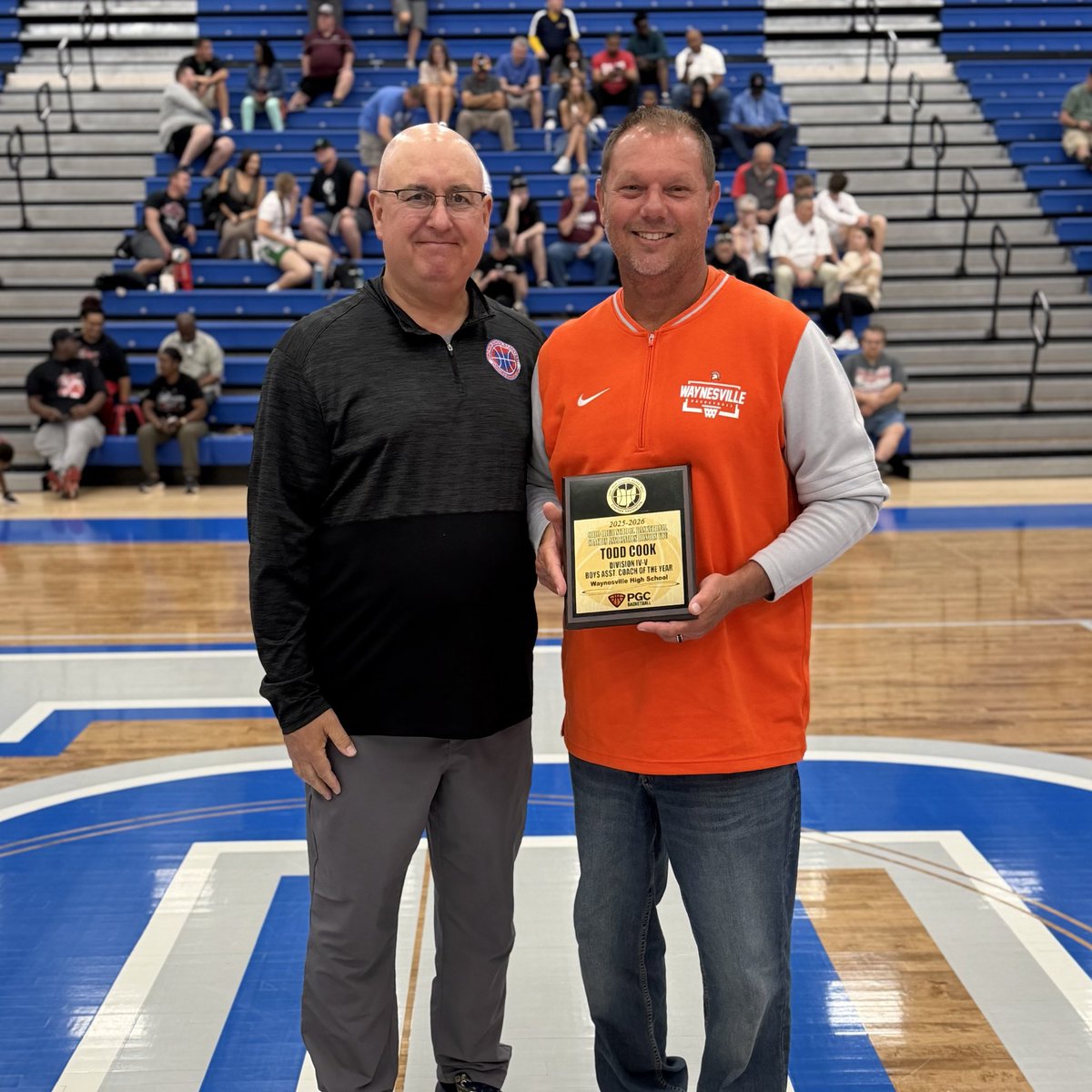ohioBKcoaches's tweet photo. Thank you to @PGCbasketball for helping us recognize our OHSBCA Assistant Coaches of the Year. https://t.co/1P4U194O5l