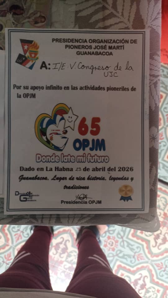deborsh46440's tweet photo. #EducacionGuanabacoa.La OPJM en Festival Pioneril en la Casa de la Cultura. Reconocimiento al Buen Hacer https://t.co/FG4Iai5q0V