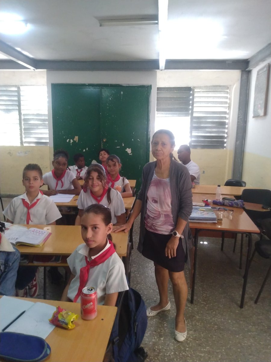 deborsh46440's tweet photo. #EducaciónGuanabacoa.Los estudiantes  debaten y reafirman "No a las drogas" https://t.co/ENB4IDua7g