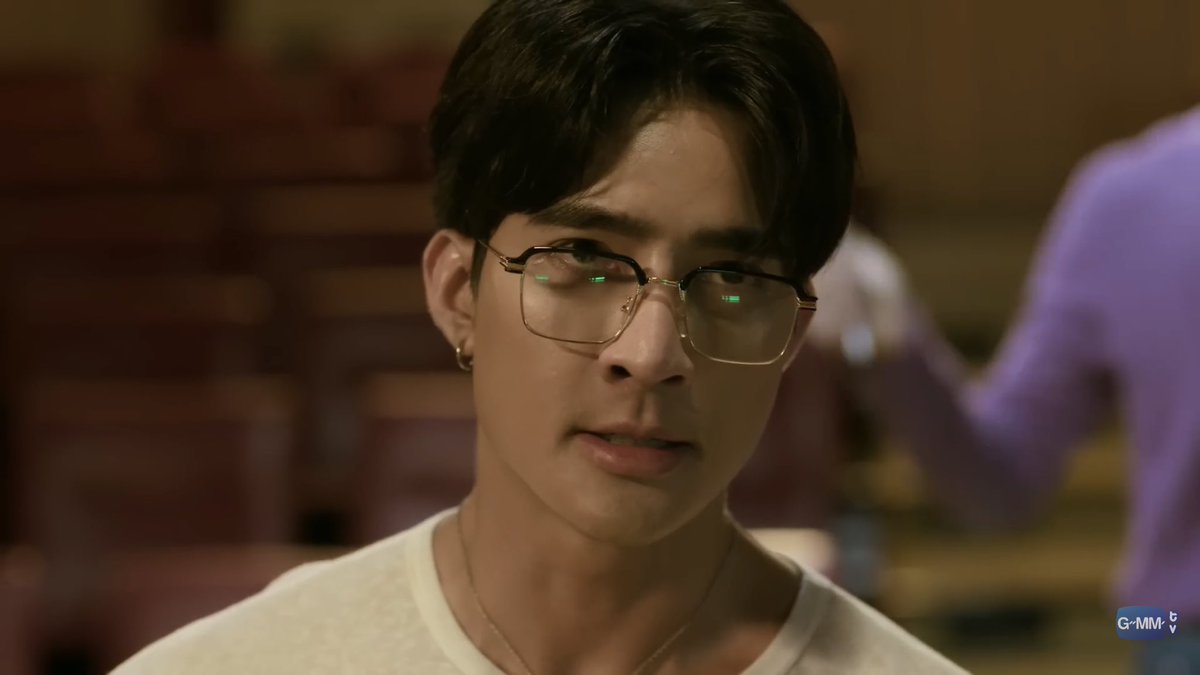 EarthMixxBR's tweet image. Earth foi muito monstro aqui projetando a presença do Jack no meio de todo mundo, como se só ele estivesse lá. A linguagem corporal, e expressão no rosto dele quando ele grita; isso é o mais puro talento.

#OnlyFriendsDreamOnEP9 #EarthPirapat @Earth_Pirapat