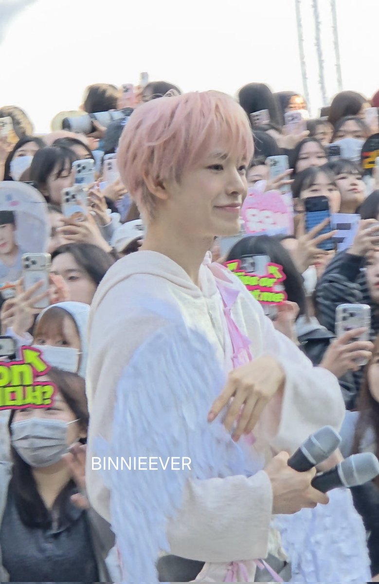 Sılvıa🌙 tweet media