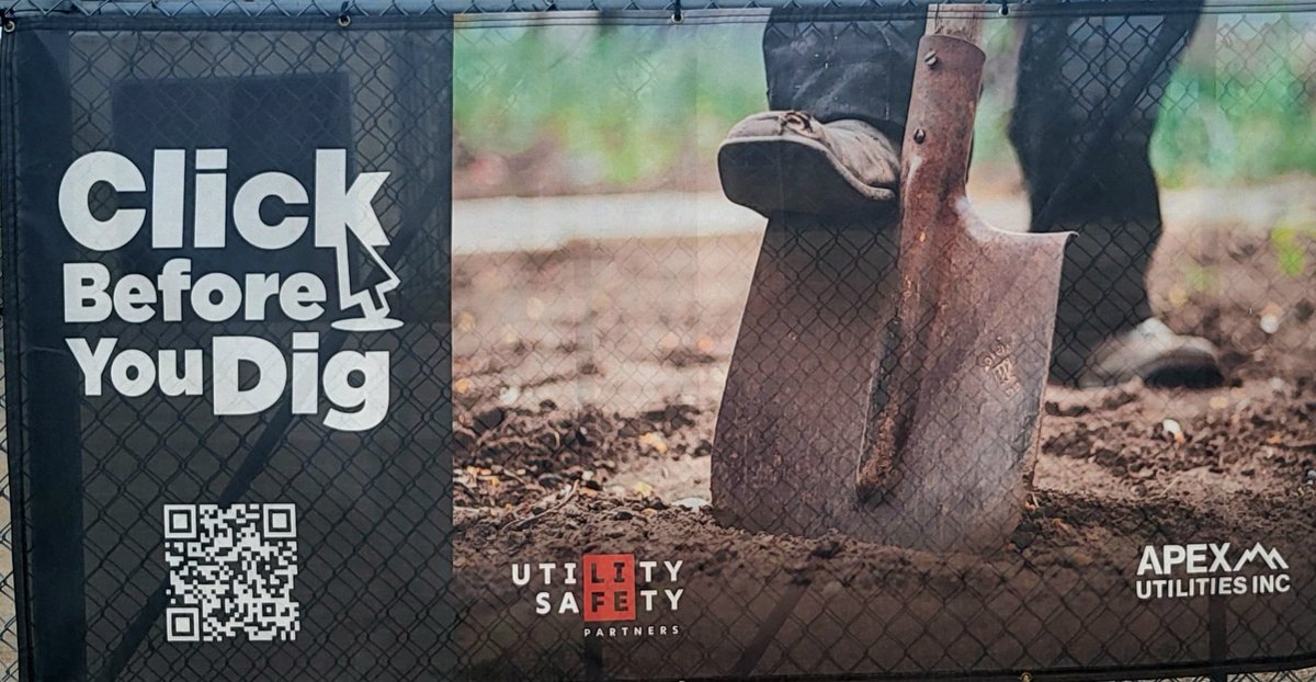 DigSafeCentrlAB's tweet photo. Thank you Apex Utilities Inc for your support and the opportunity to present and emphasize the importance of key #safety messages! Delicious BBQ, enjoyed by all
#WheresTheLine #KnowWhatsBelow #ClickBeforeYouDig #LookUpAndLive #SafetyFirst https://t.co/amZgV8P4cV