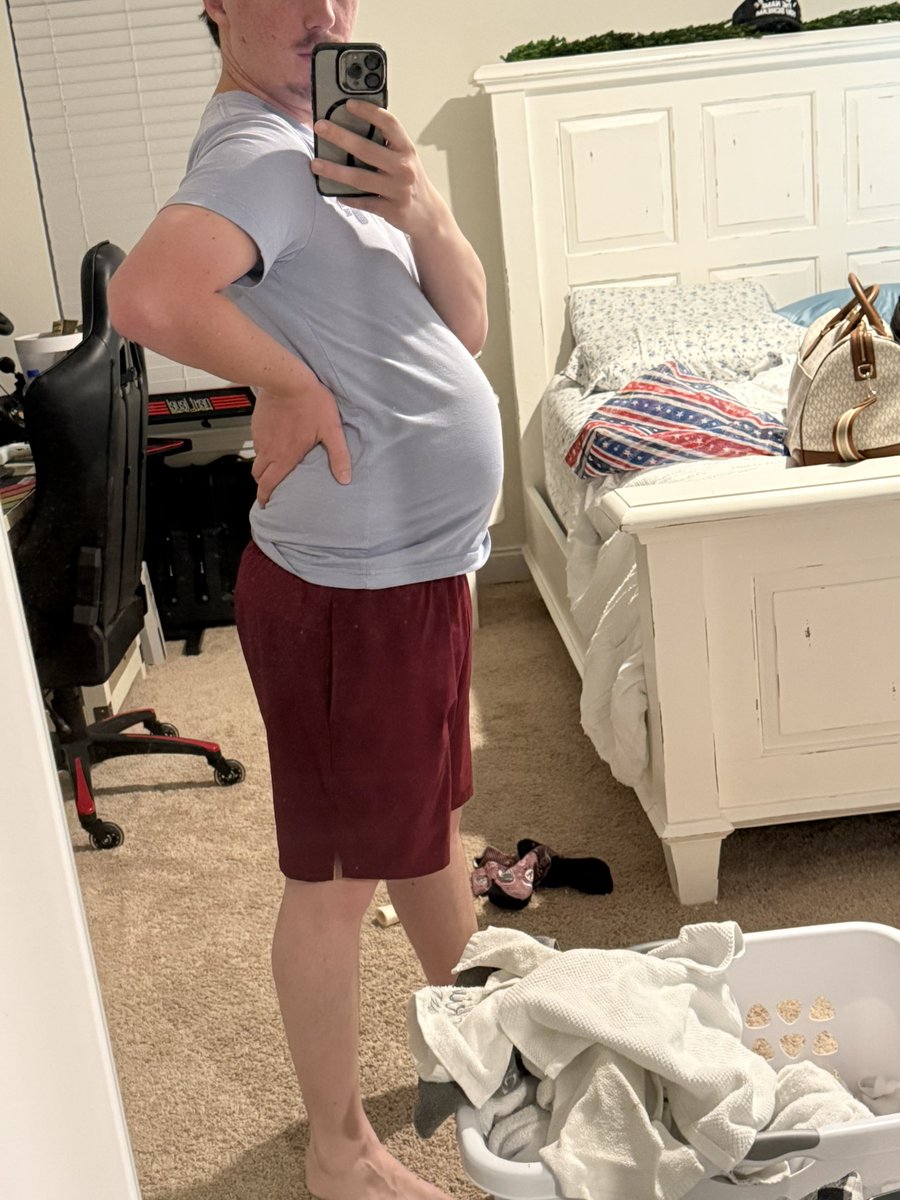 Babybumpdaddy tweet media