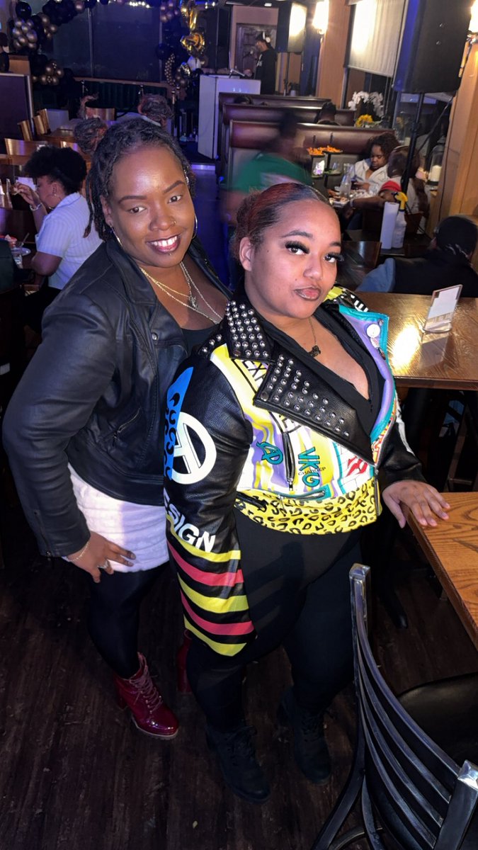 jennyboomboomtv's tweet image. 🔥TONIGHT🔥

HAPPY HOUR IS 5-11 @fishntingz01 🌴

🍹2 For 1 Rum Punch
🍒Remy Boom Boom’s Drink Specials 
🍗$50 Big Tingz Towers 

🎶 Music By @blackrhinosound_ent 

#friday 
#happyhour 
#happylife