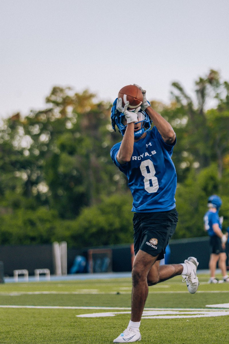 Royals__FB's tweet image. First week of #Springball26 ✅

@anthonywoodsqb1 @DavidLColemanJ2 @_DominicMiranda @Roadrunnerjdd 

#TJW
#DevelopingChampions