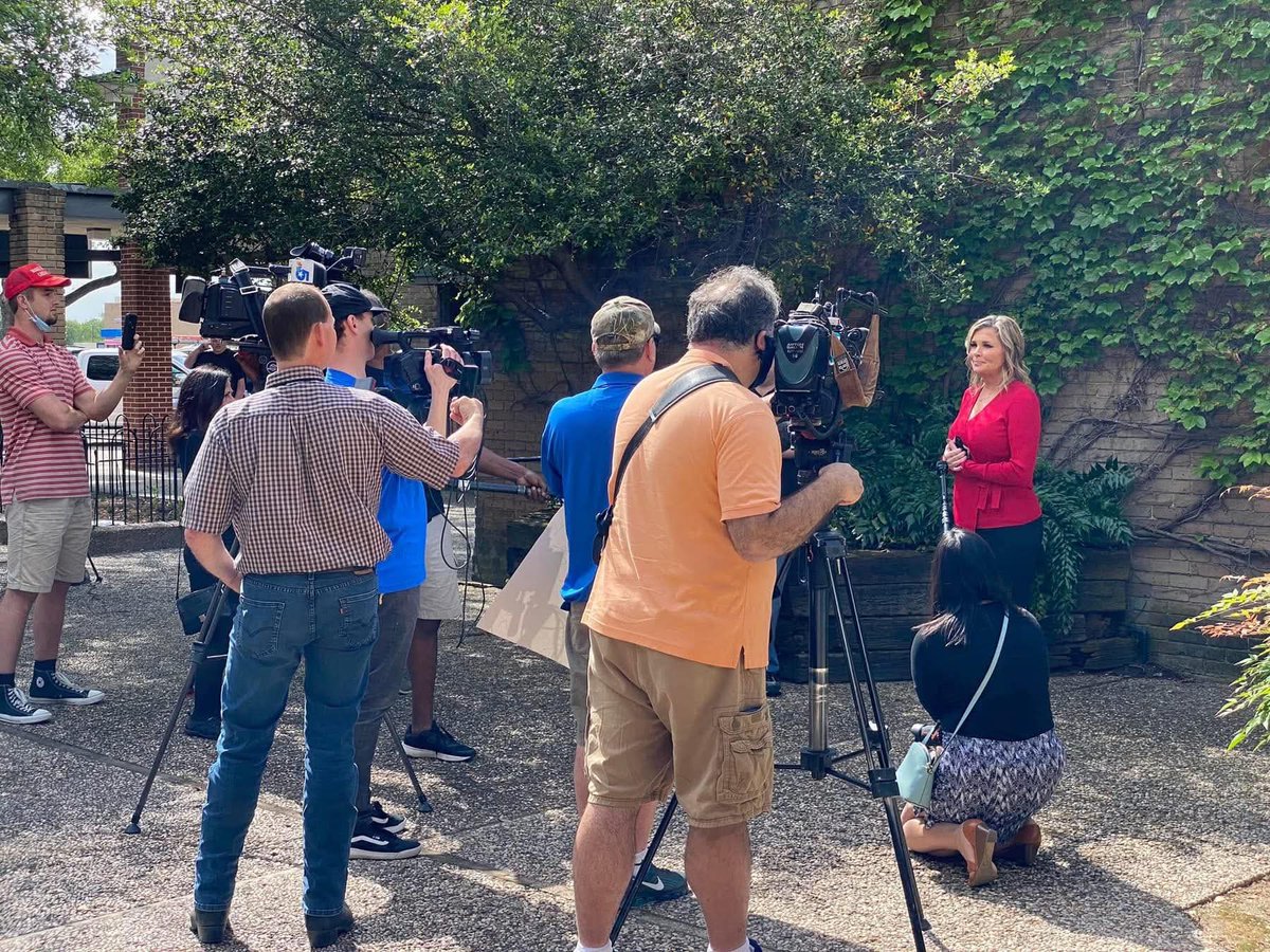 ShelleyLuther's tweet image. Six years ago, I opened Salon A la Mode against government shutdowns. 
What a ride!