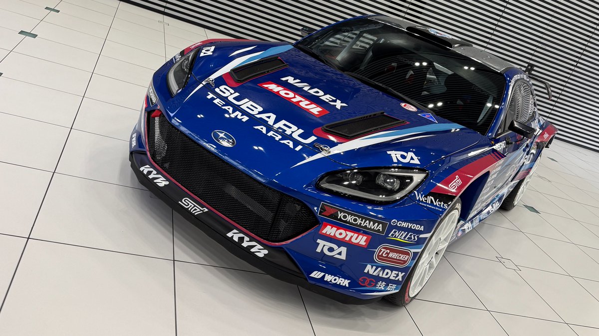 lovecars_jp's tweet photo. スバルさんの、魔改造を動画で🔥

先日発表された「SUBARU Boxer Rally spec.Z」。完全にバグったBRZを短い動画でお届けします！👇
https://t.co/qEC2dOvXuv
・ボクサーターボ+AWDレイアウトはWRX S4と完全別物 

・型式こそ同じFA24ターボだが系譜はニュル車に近い

 ・軽量・低重心ボディ×ターボAWDはGRヤリス・ラリー２と戦えるパッケージ

スバルの執念が生んだ魔改造マシンが、全日本ラリーを活気づける存在となるはず！👇 
#スバル #SUBARU #BRZ #全日本ラリー #specZ