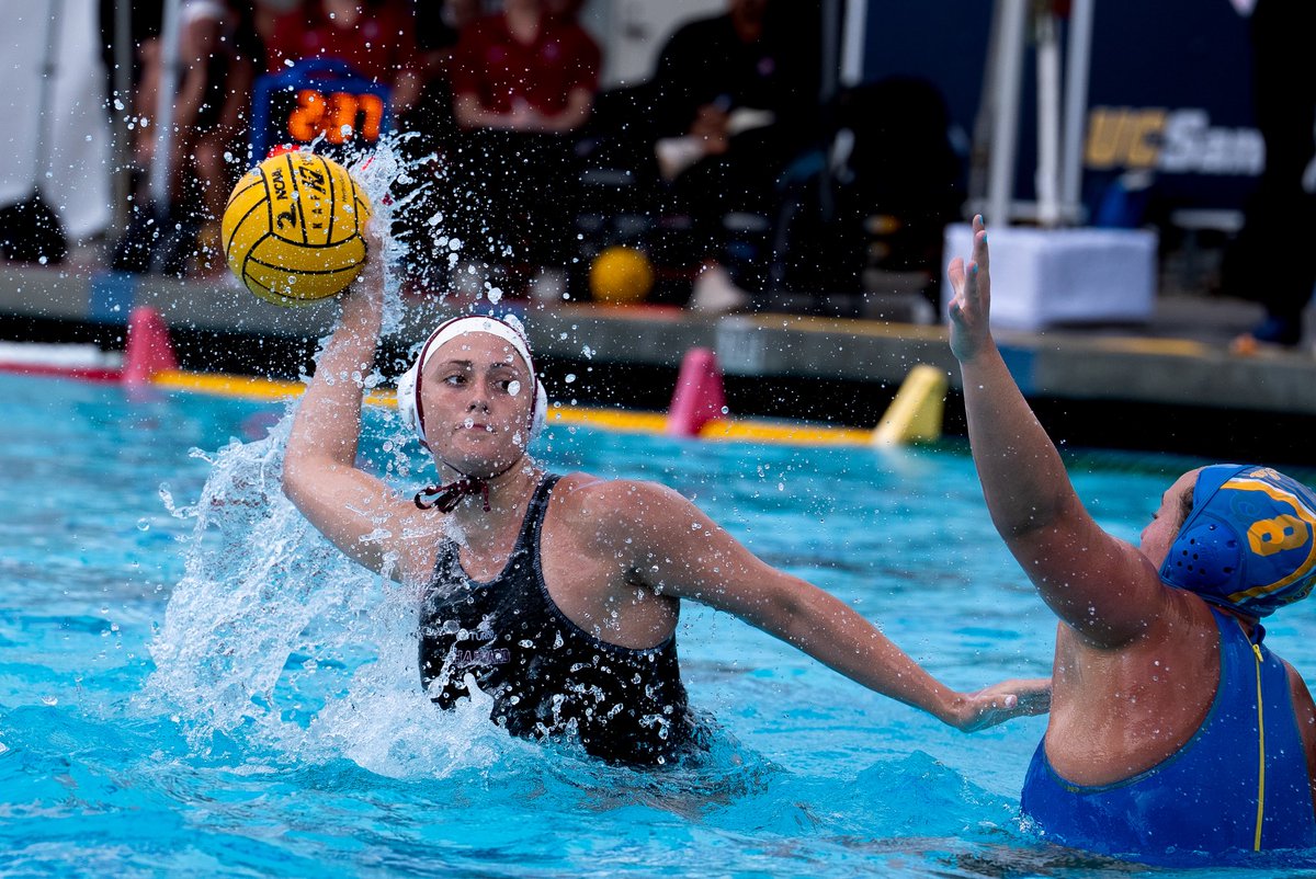 USAWP's tweet image. Moving On, Hallelujah! 🤽🏻‍♀️🙌
scenes from of the third game of the quarter finals at the #NCAA Women’s Water Polo National Championship from sunny San Diego ☀️ 
@UCLAWaterPolo 🐻 vs @HarvardH2OPolo 🛡️ 
📅 April 24 - 26th at UC San Diego 
🎥 Quarters and Semis LIVE on