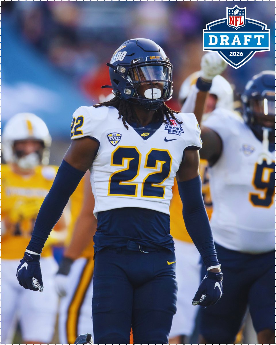 MySportsUpdate's tweet photo. The #Browns just took Toledo S Emmanuel McNeil-Warren at No. 58. Finally.

A long, rangy safety, McNeil-Warren is a fluid mover with strong instincts and nine career forced fumbles. https://t.co/hIZmtf9uf1
