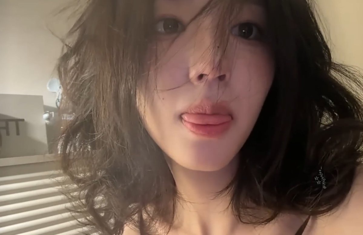 PARK SOHYUN UPDATES tweet media