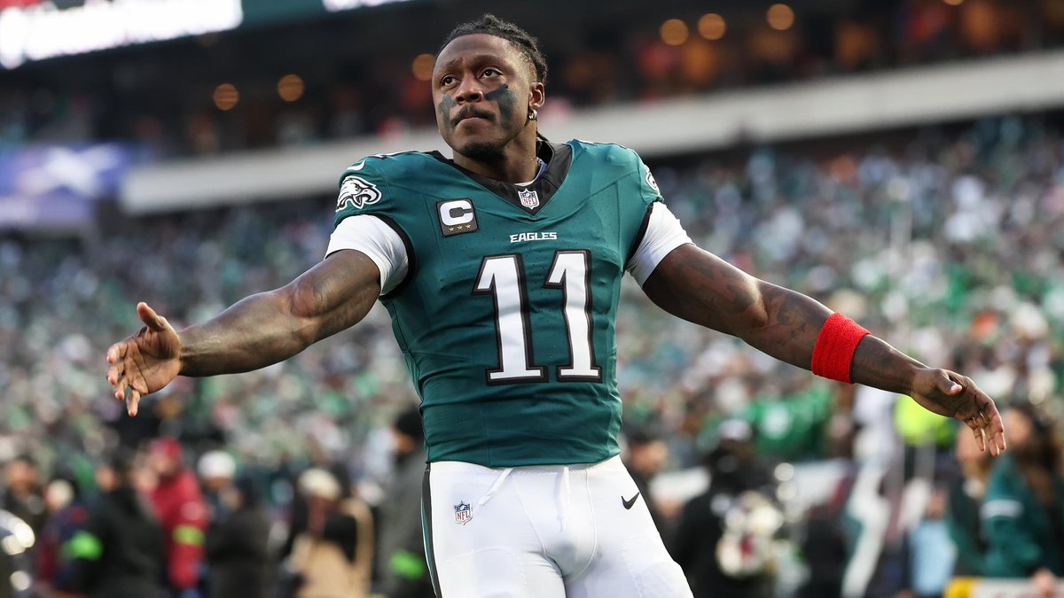 NFCNorthNewss's tweet image. 🚨🚨BREAKING: The #Eagles and #Packers are close to finalizing a deal that would not send AJ Brown to Green Bay. 

WOW. 🤯🤯🤯