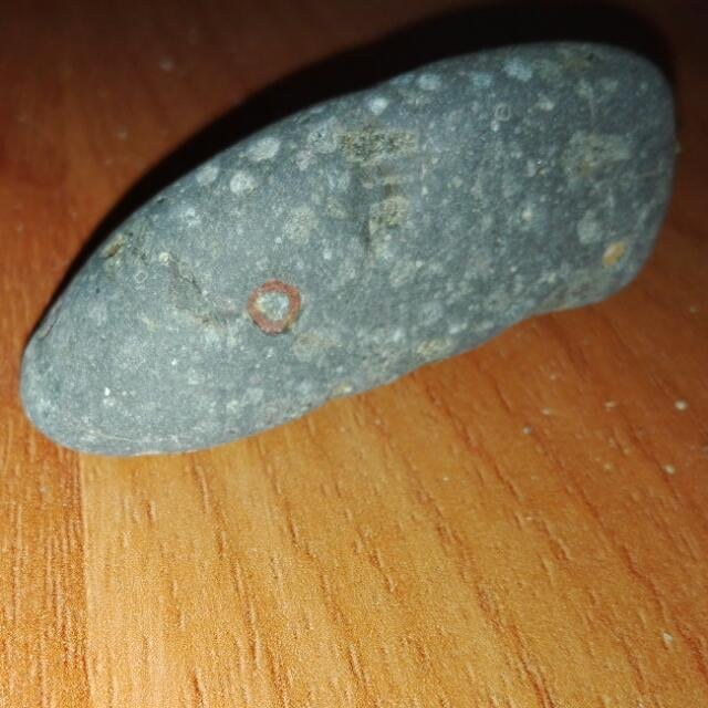 Lulz_BinBash's tweet image. #Anonymous
#OpUFO
What happens at the bottom of the sea? Do they tell us what happens? These stones have been found in the sea, the military authorities of the navy know what I mean, why do they deceive people?