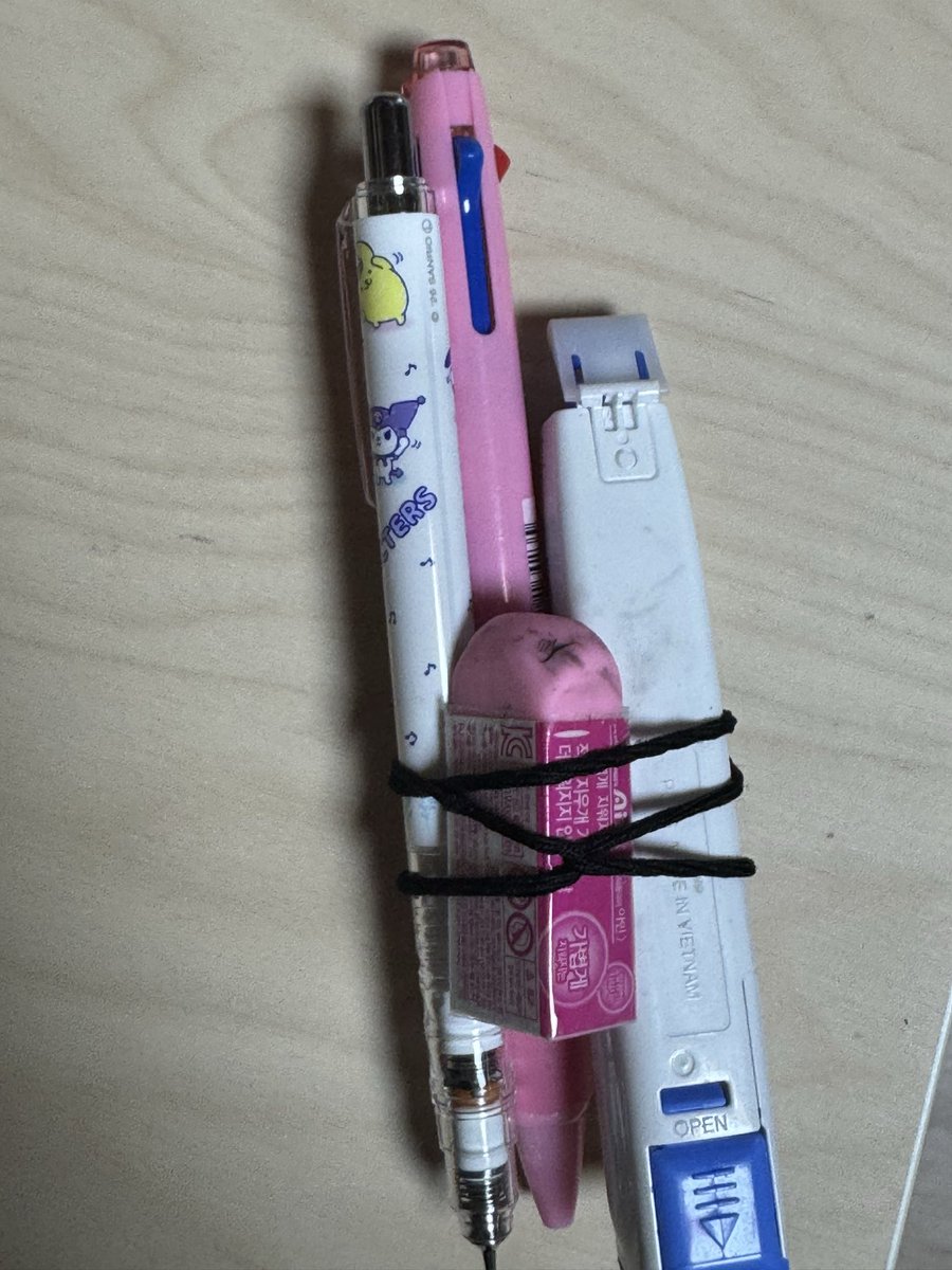 잠시만 tweet media