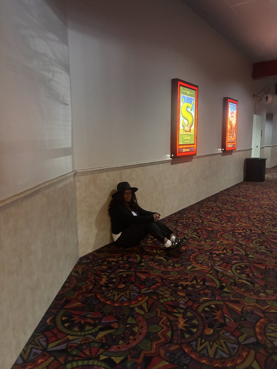 pinkst3rs's tweet image. #NW: Michael