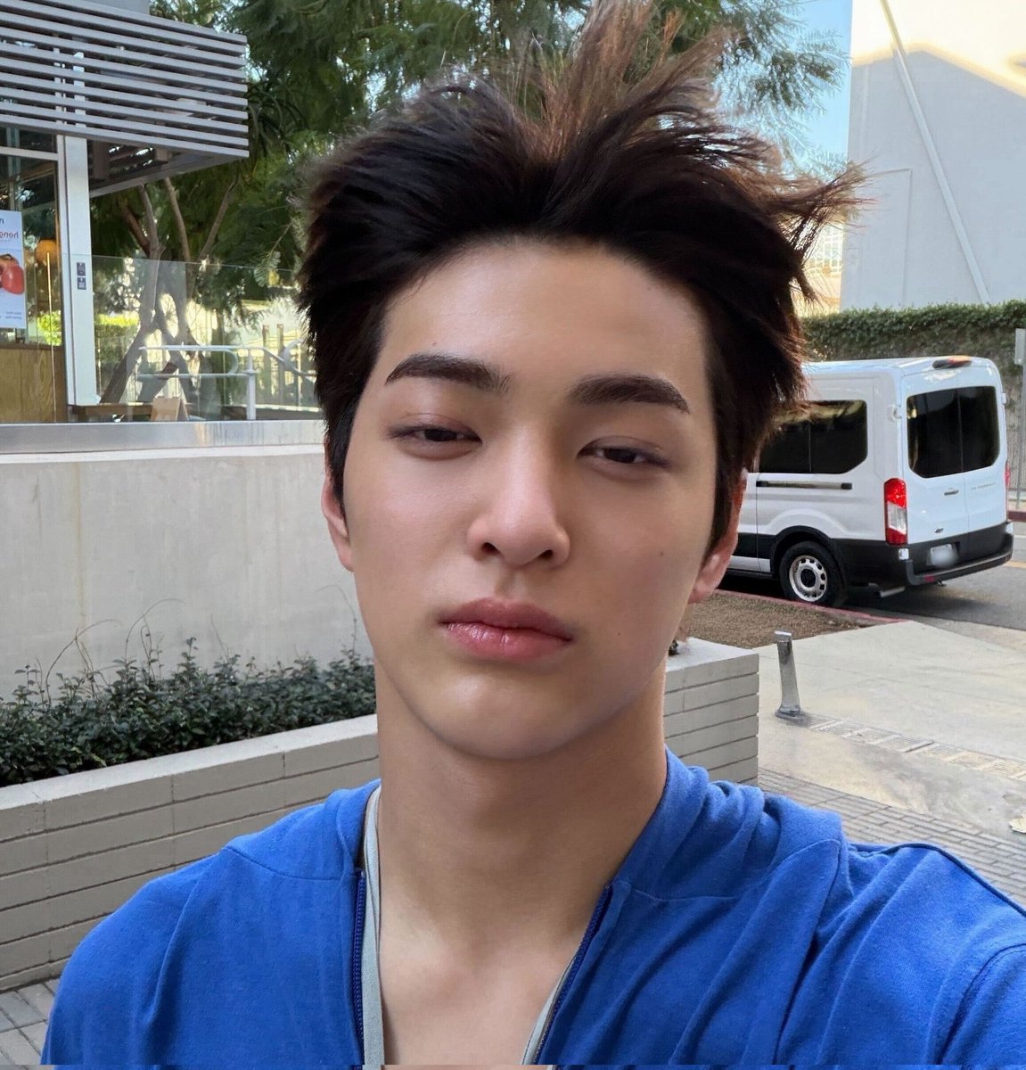 ¡! lau #𝑮REEN𝑹ED tweet media