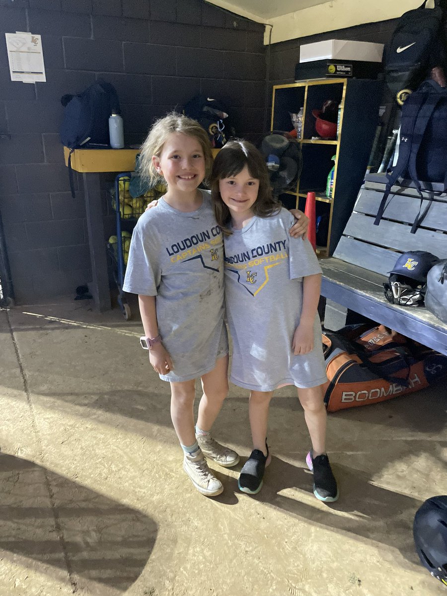LCHS Softball tweet media