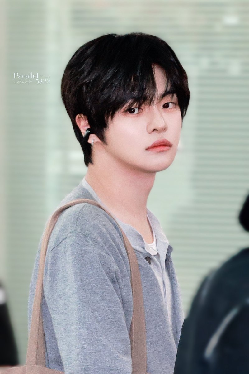 Parallel5822's tweet image. 260425

#리오 #이리오 #LEO 
#ALPHADRIVEONE  #ALD1                 
#알파드라이브원