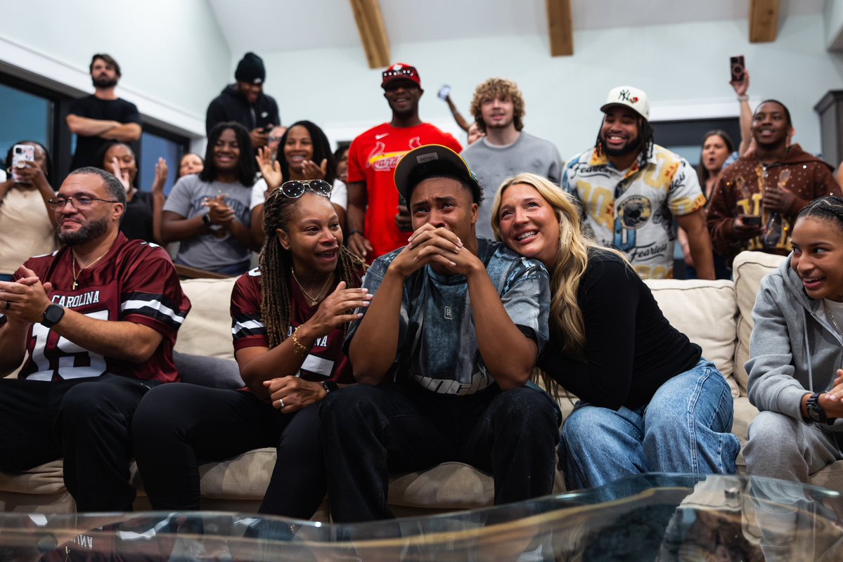 South Carolina Football tweet media