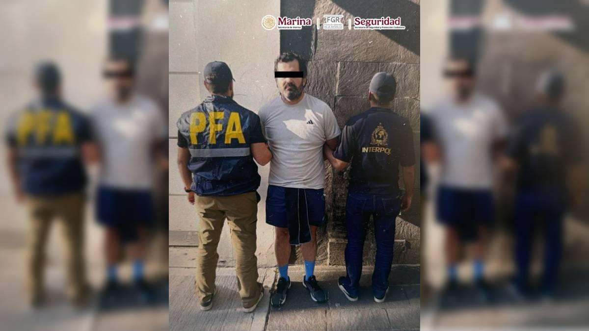 UnoNoticias's tweet image. Excontralmirante Farías pide asilo en Argentina para evitar extradición a México; sigue bajo custodia. #Internacional unotv.com/nacional/ferna…