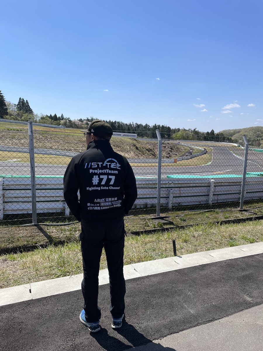 ST_TecProject's tweet photo. 本日は予選と
ピットウォークがあります！

テントエリアでも
お待ちしております🎵 https://t.co/9SUbvQowQQ
