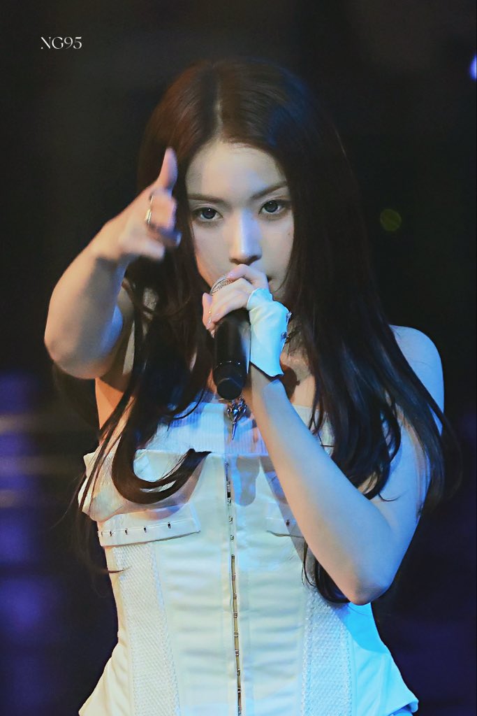 NG95jiwoo tweet media